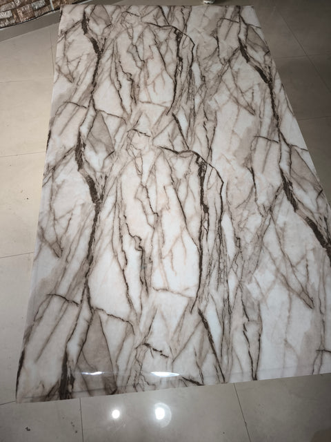 Протектор за маса бежово-кафяв мрамор