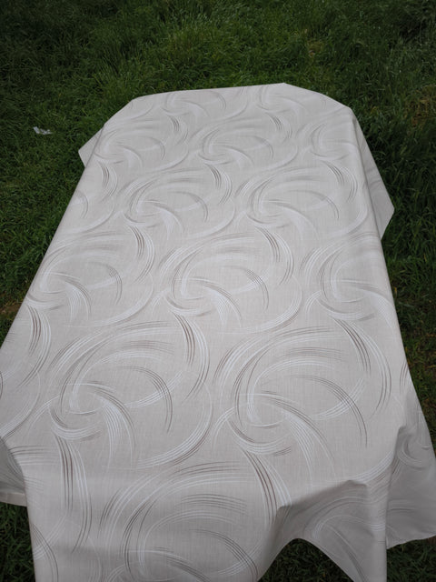 Бежови линии