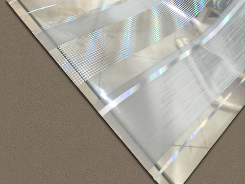 Силиконов протектор за маса - прозрачен с декор