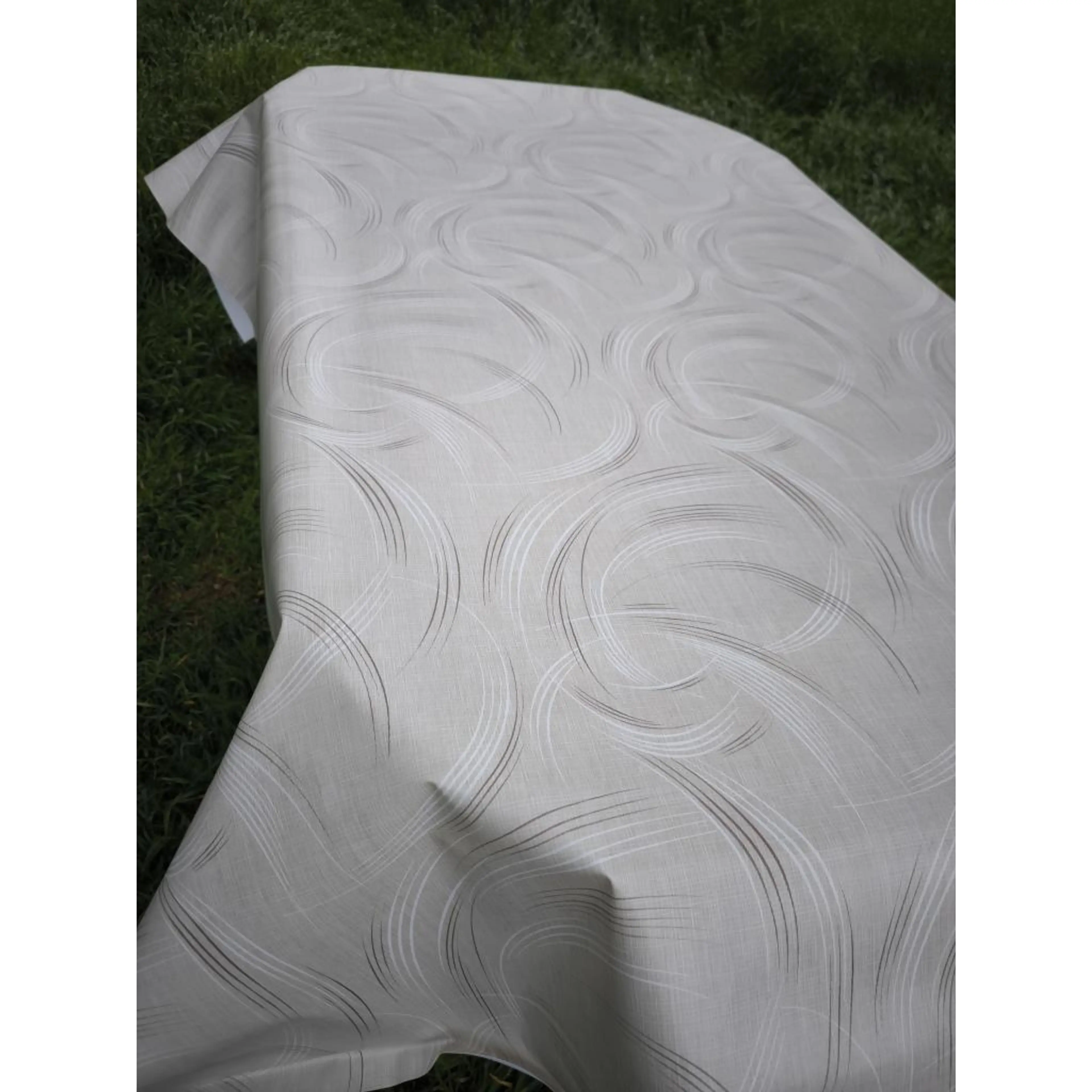 Бежови линии