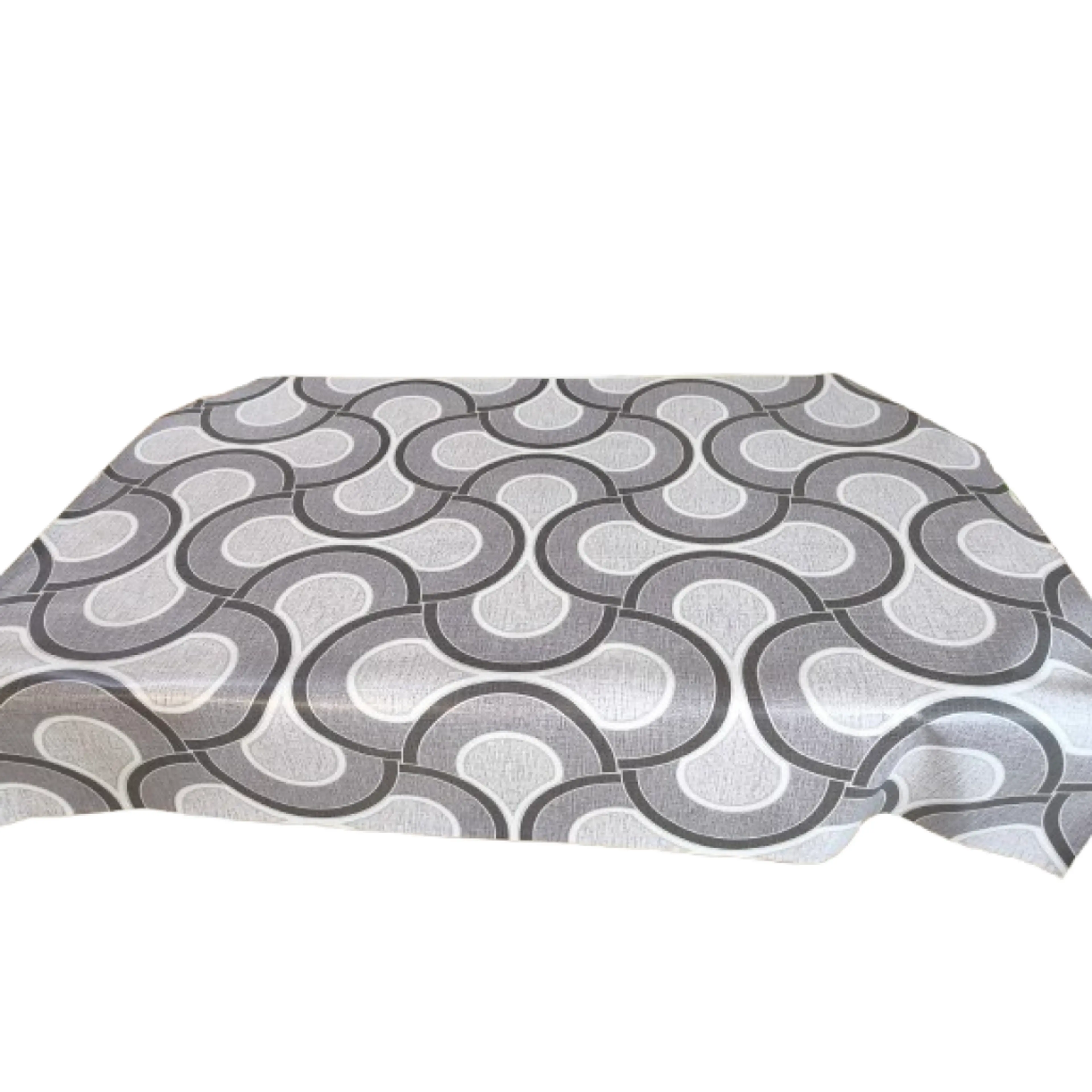 Качествени мушами, декорама сиво