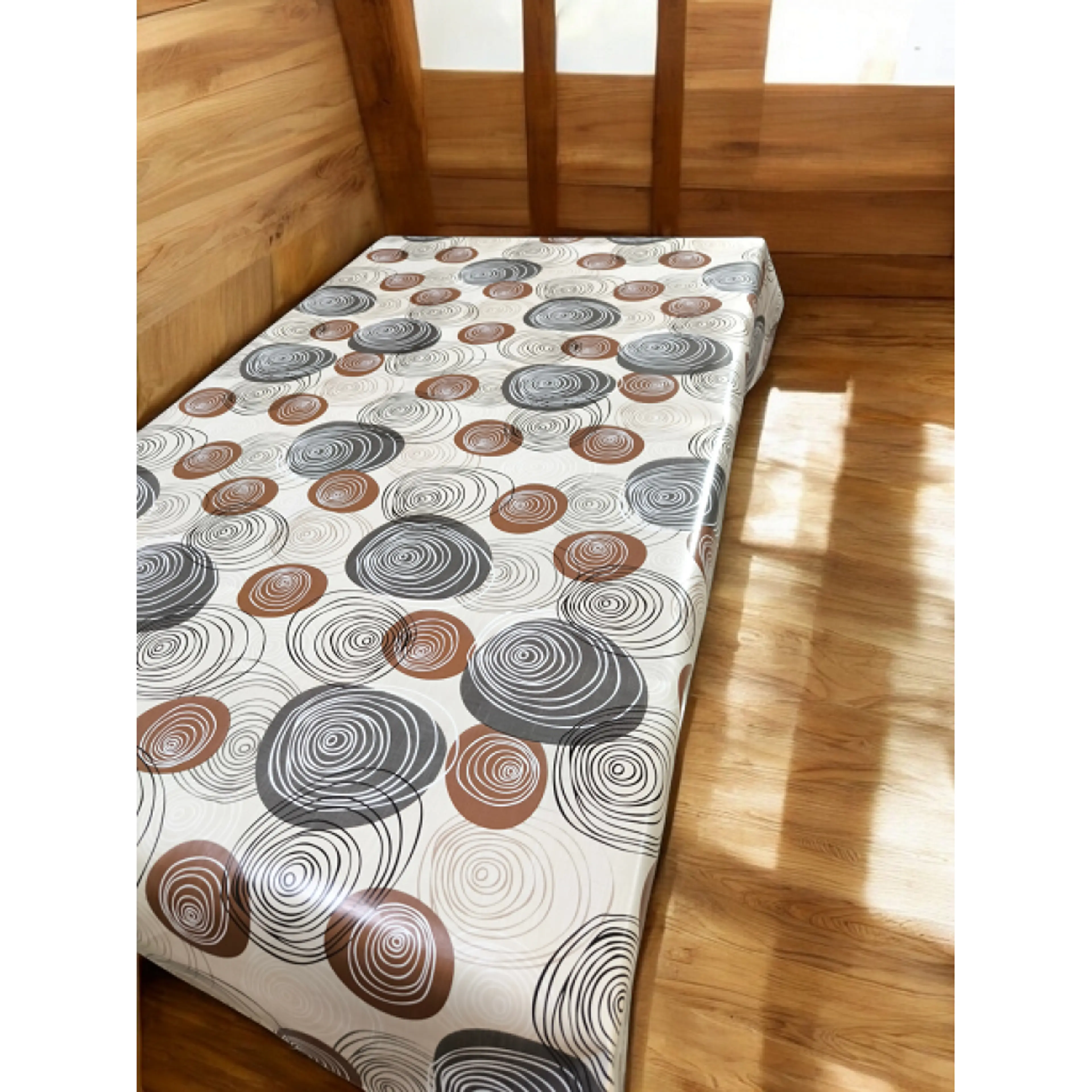 Мушама за маса, кръгове декорама