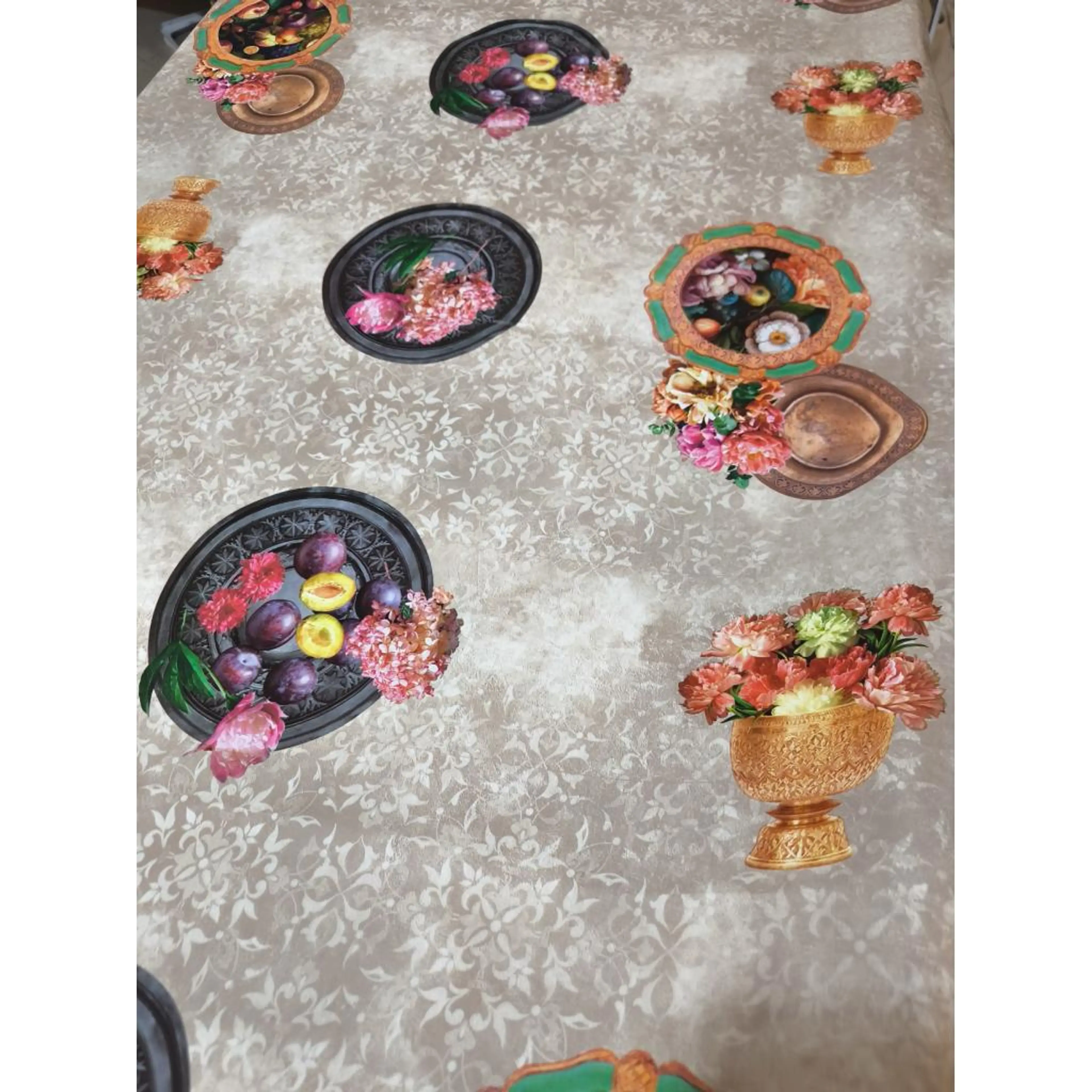 Мушама за маса, натюрморти и цветя