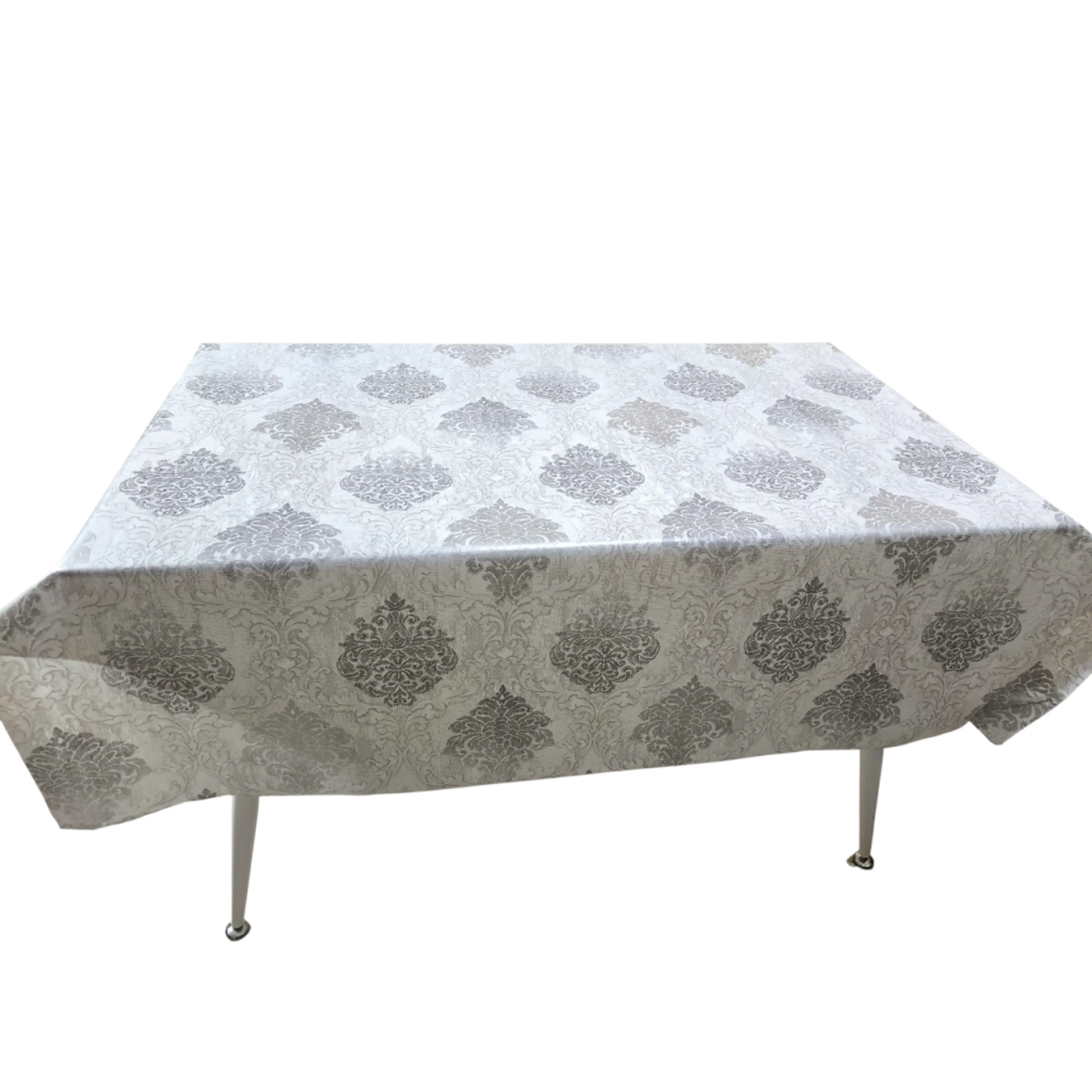 Мушама за маса със сиви орнаменти