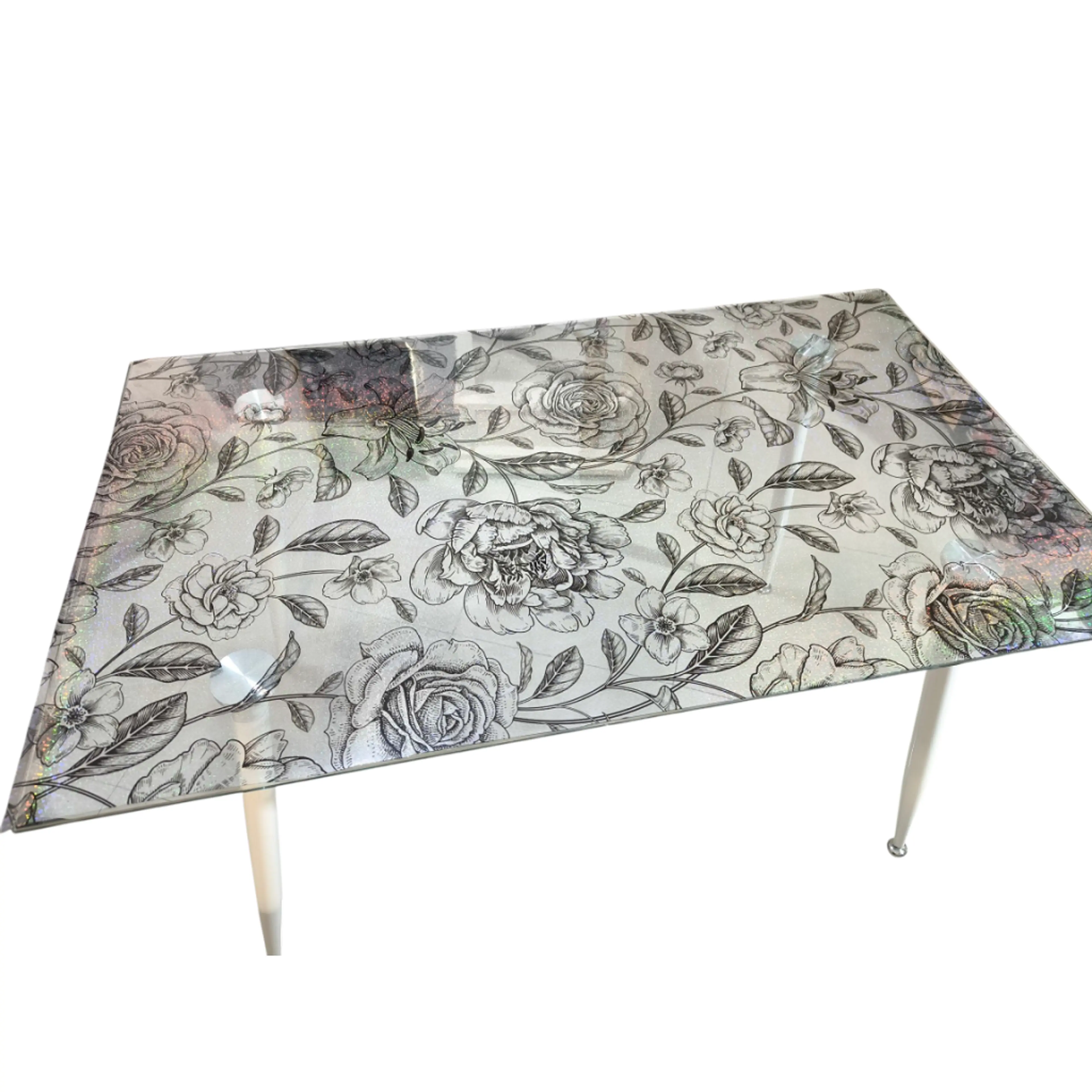 Протектор за маса, матиран фон с цветя