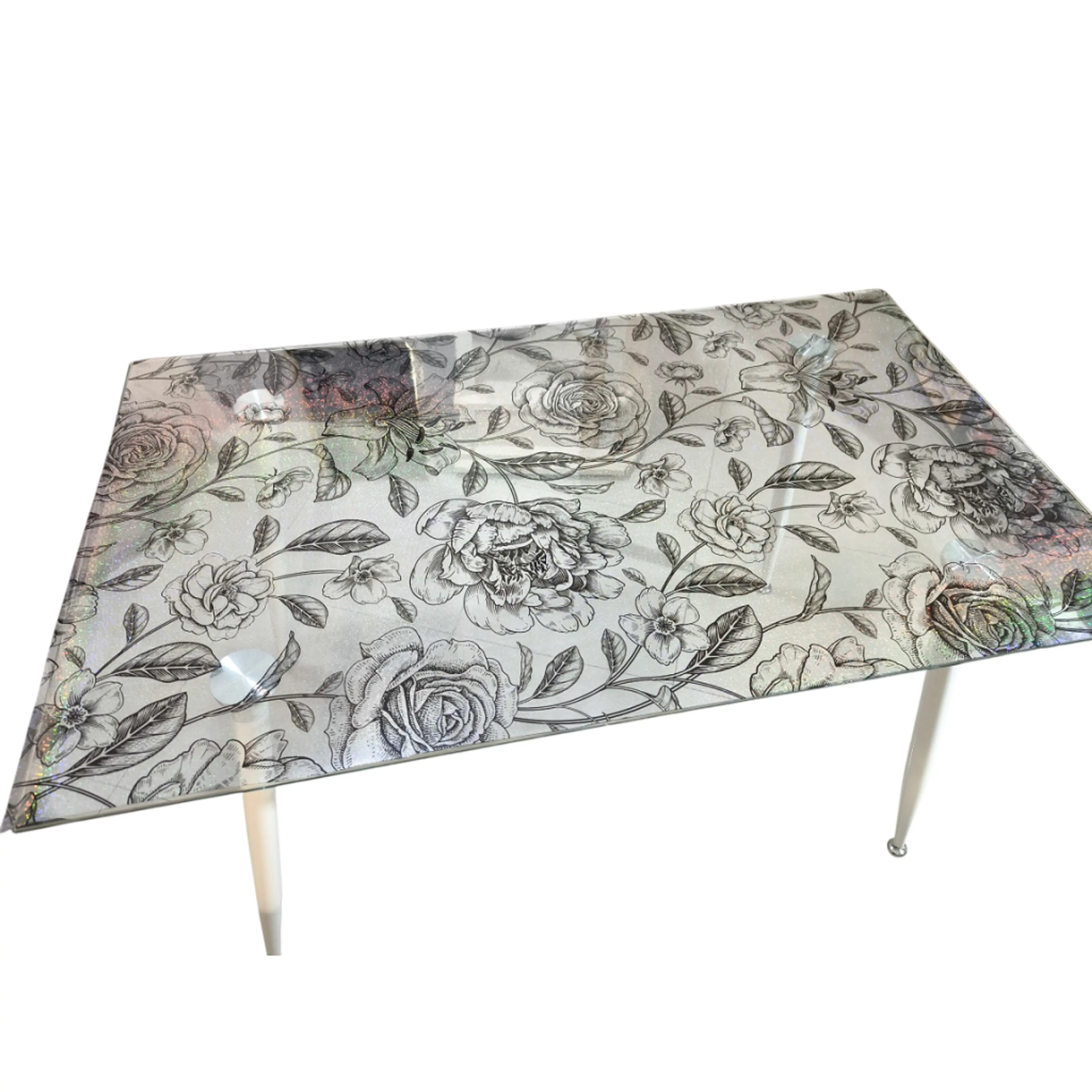 Протектор за маса, матиран фон с цветя