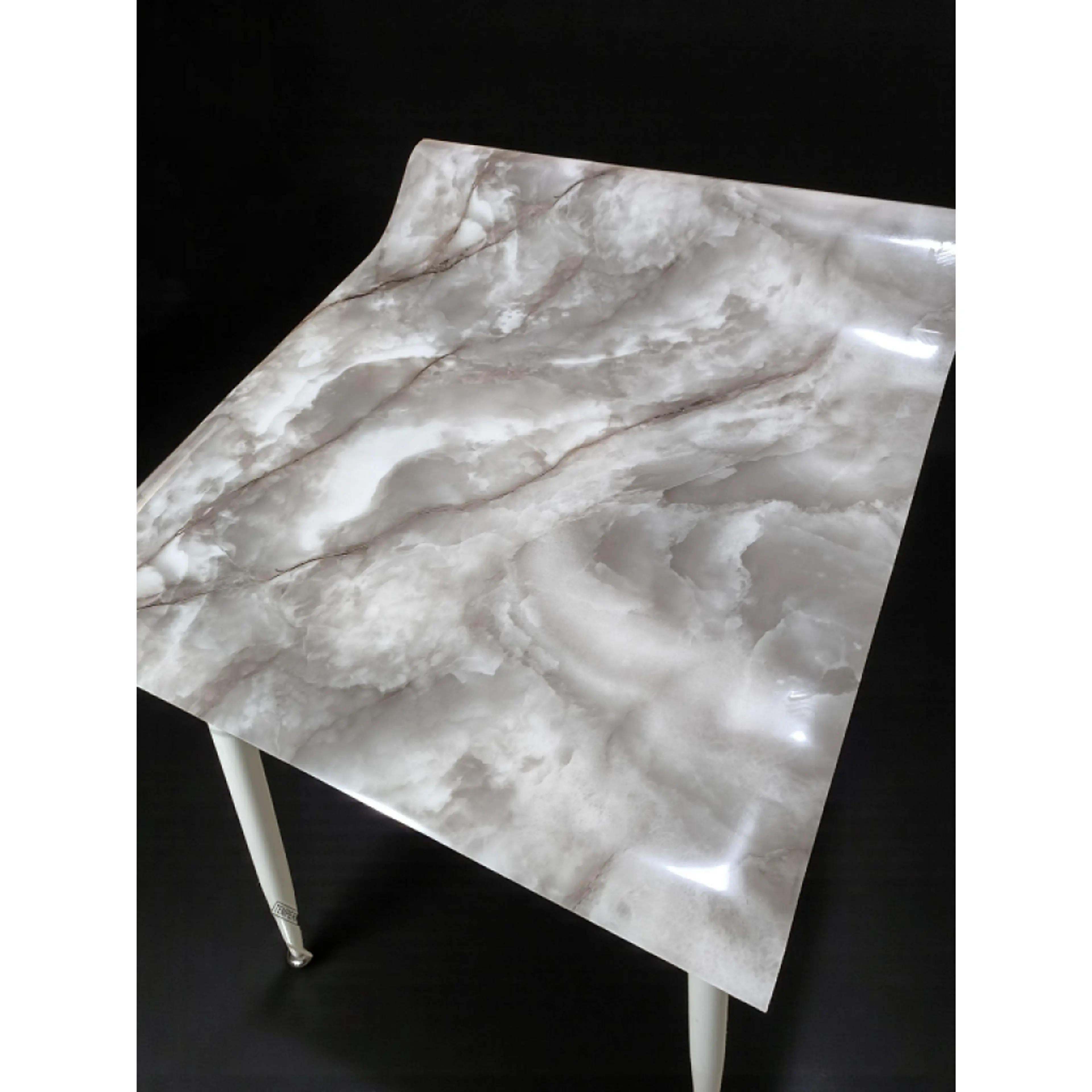 Протектор за маса , мраморен ефект