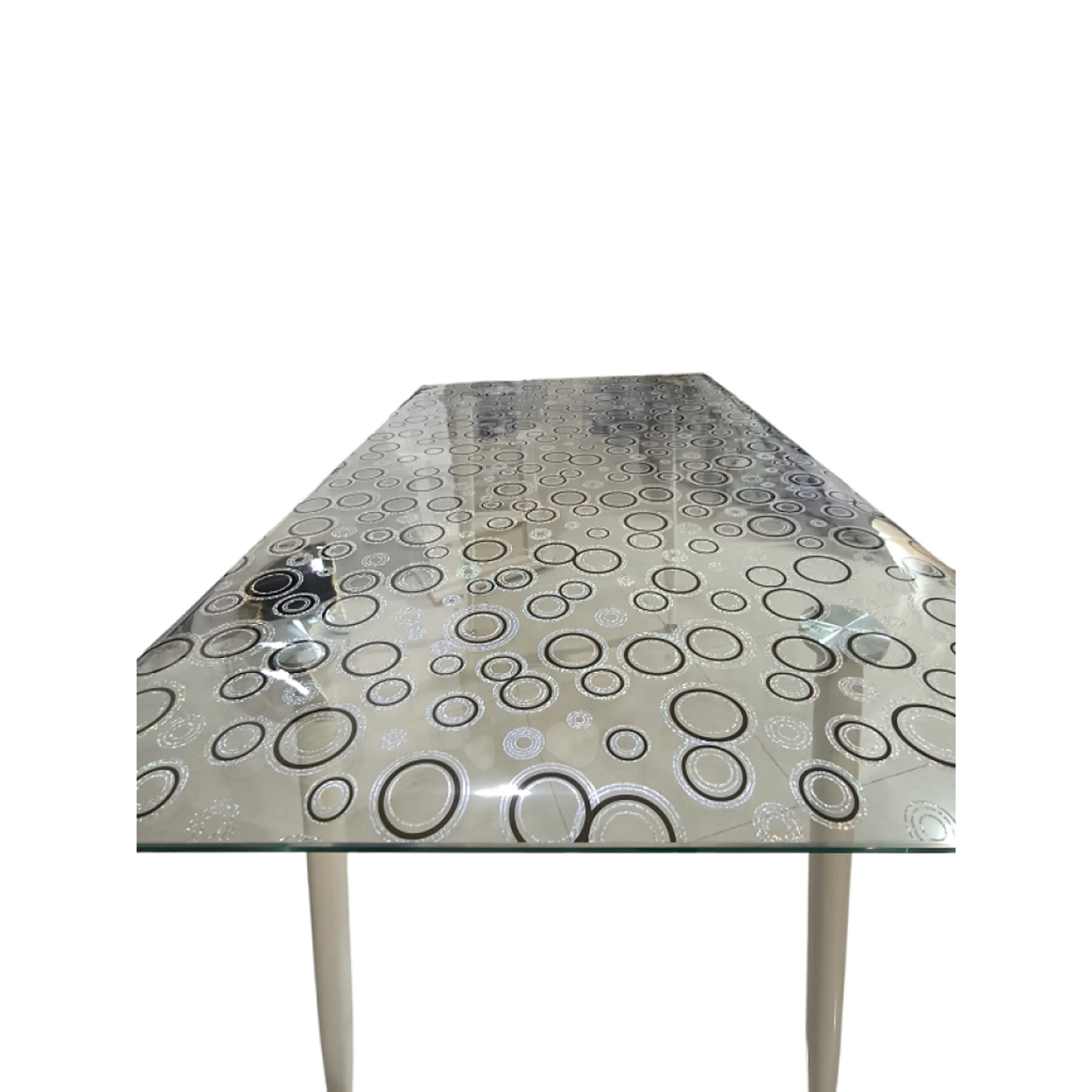 Прозрачен протектор за маса с кръгли елементи