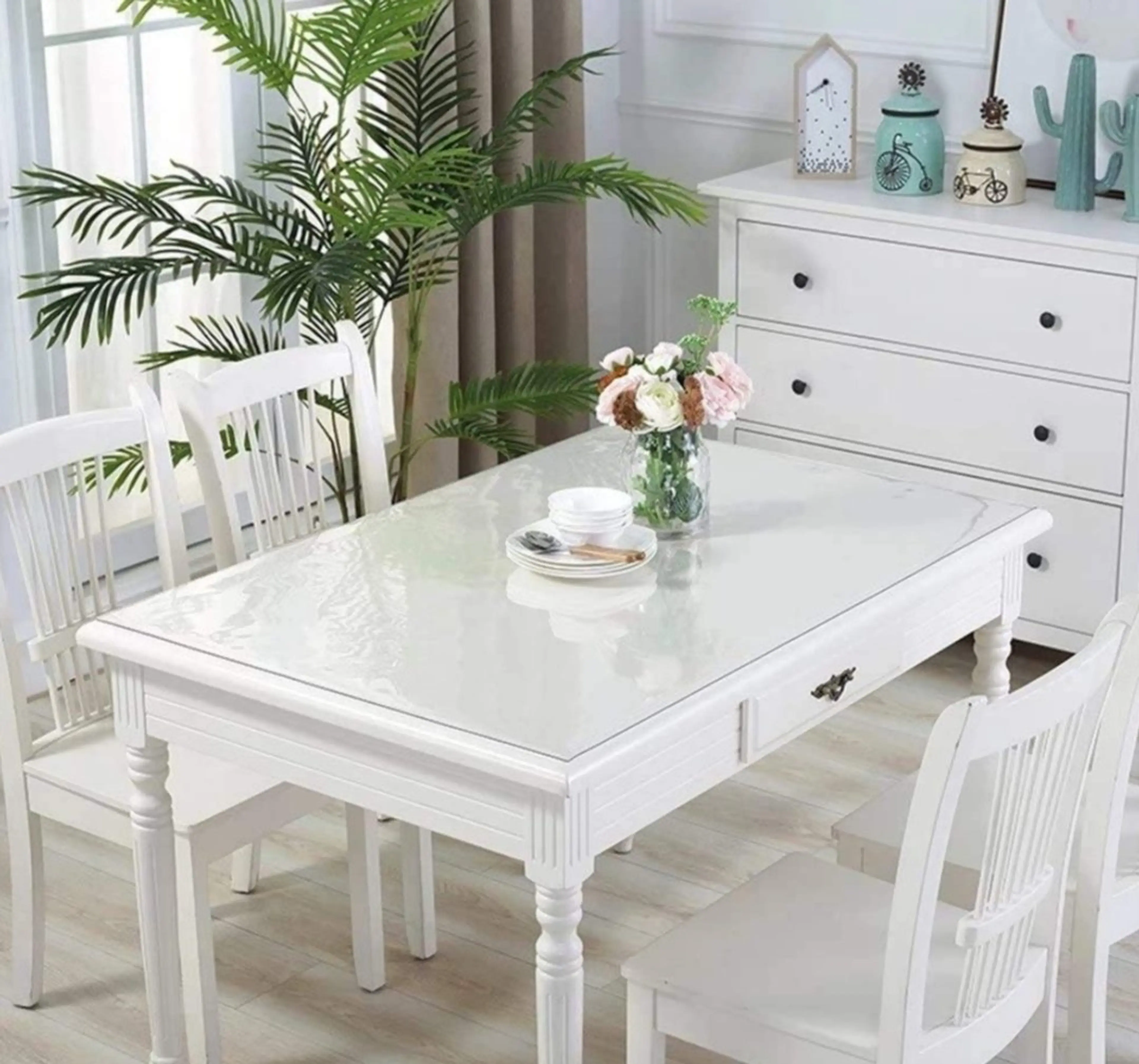 Прозрачни протектори, широчина 70см.