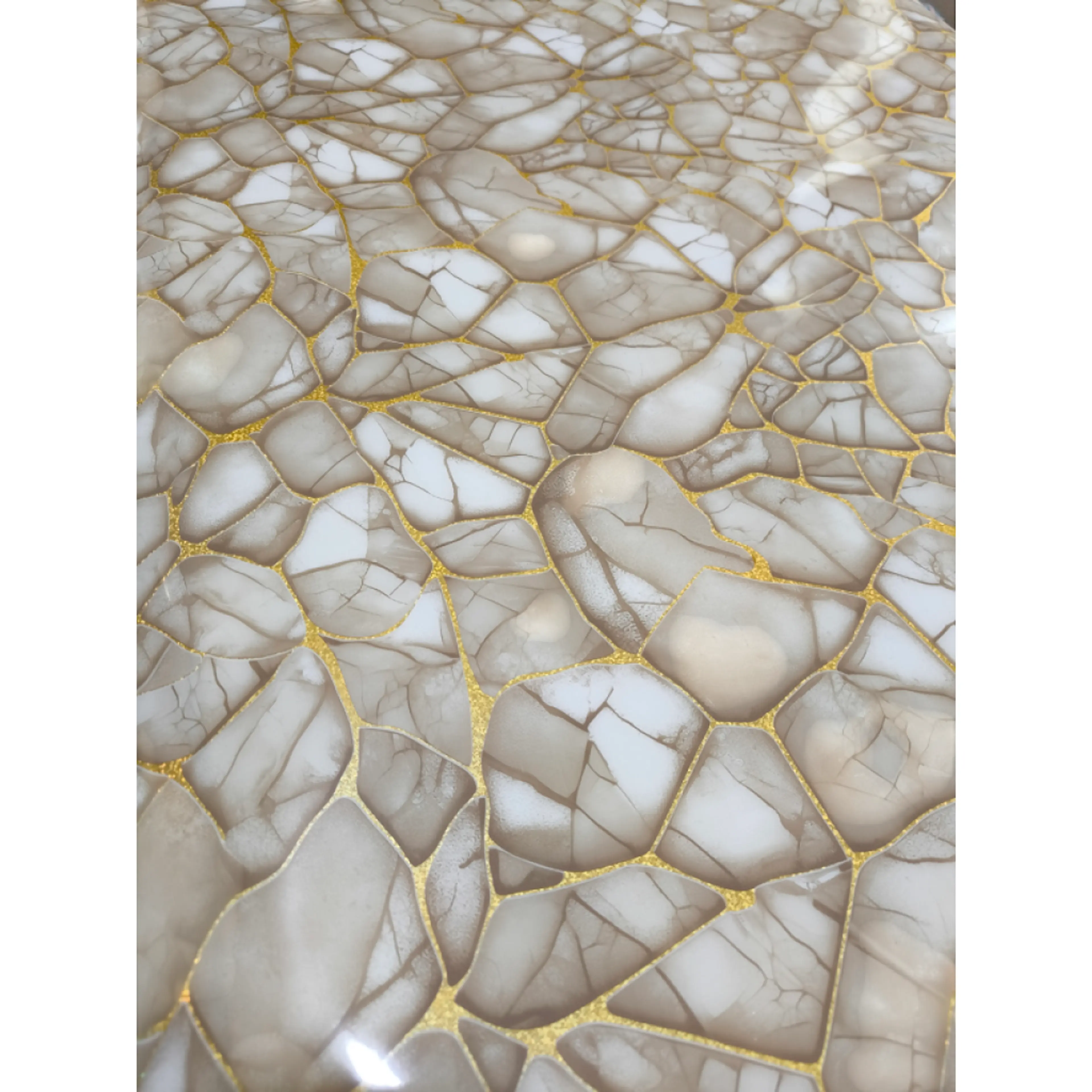 Силиконов протектор за маса, бежово златист мрамор