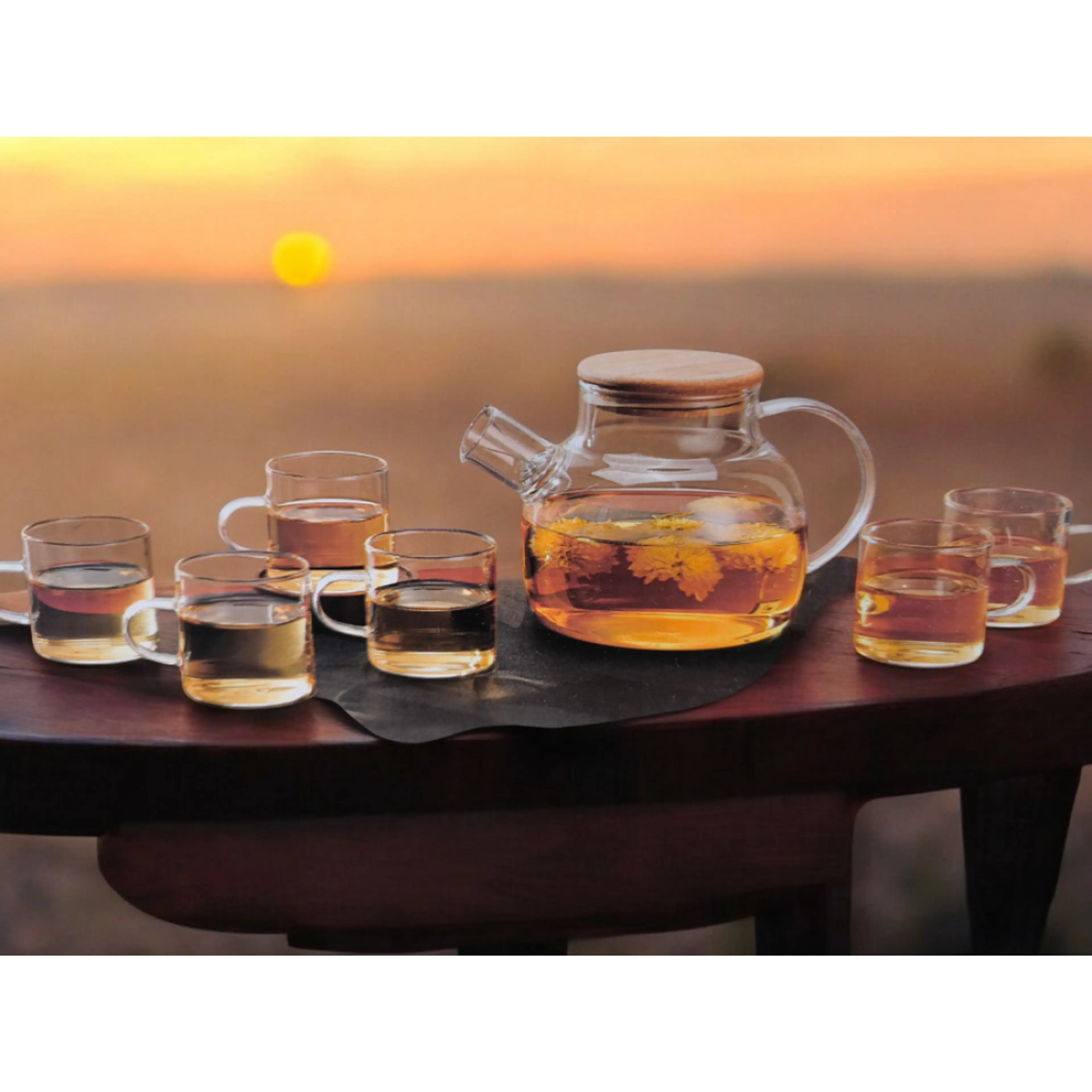 Стъклен чайник с мини чаши