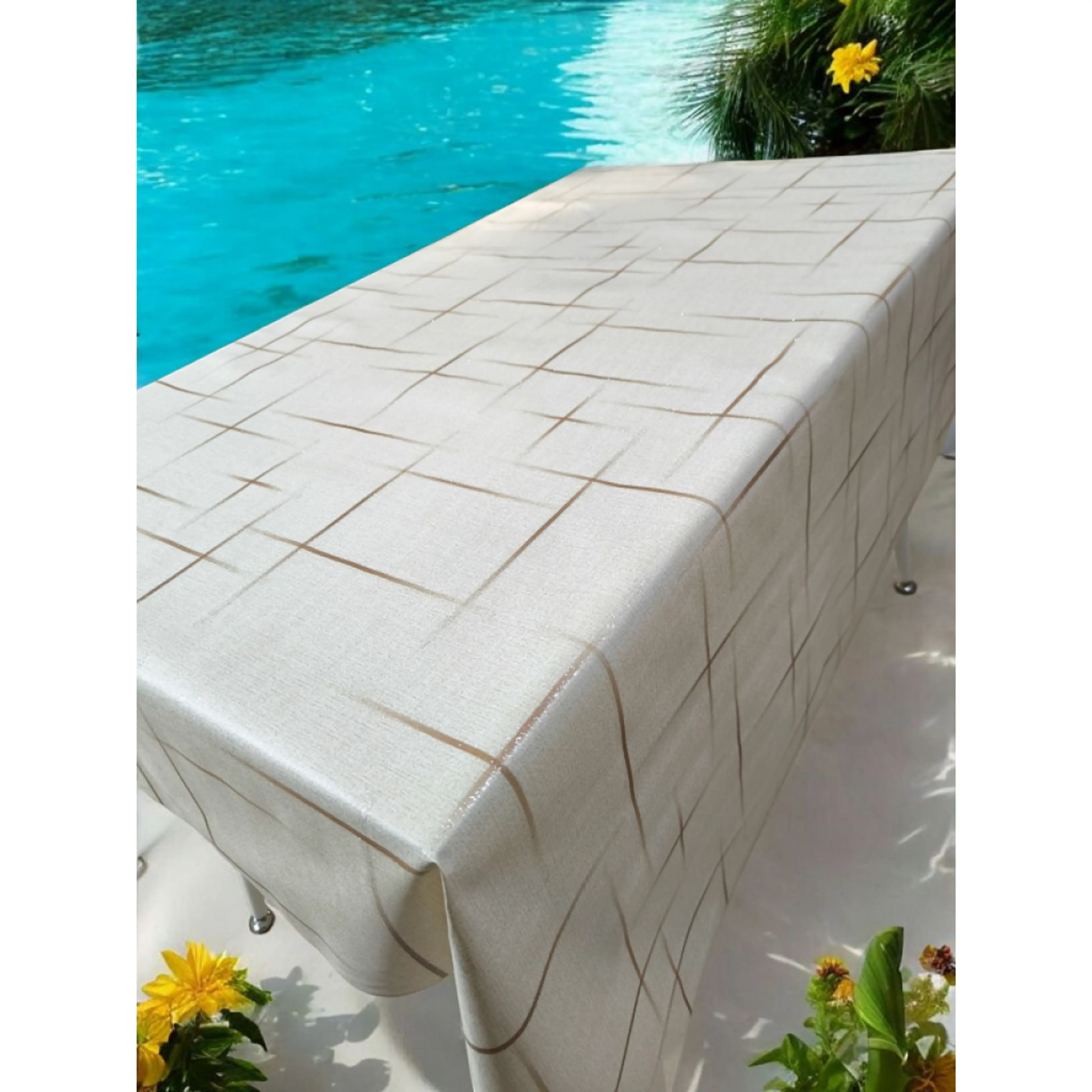 Текстилна Перяща Мушама – светло кафяви черти 140см 300см