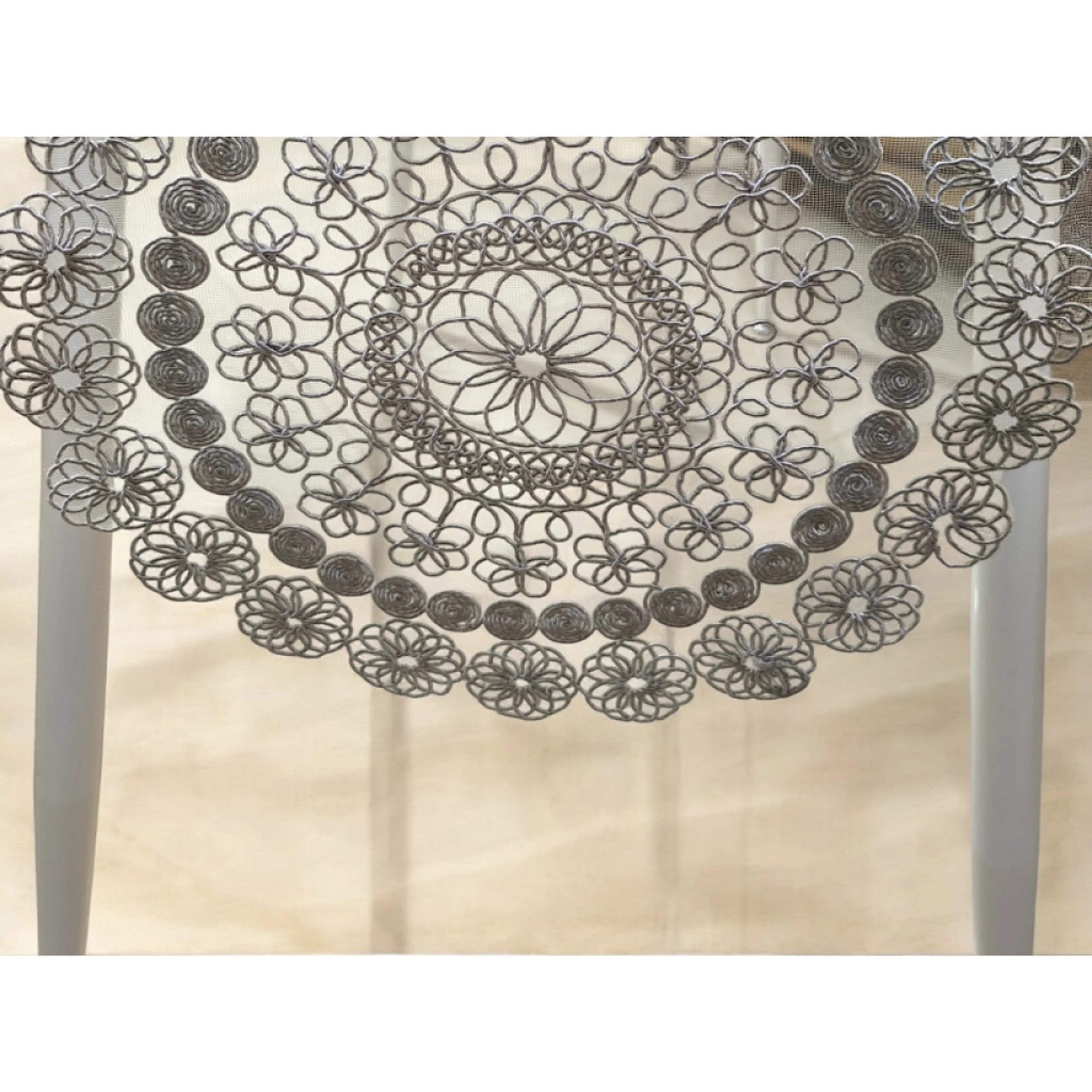 Тишлайфер, сива дантела-02