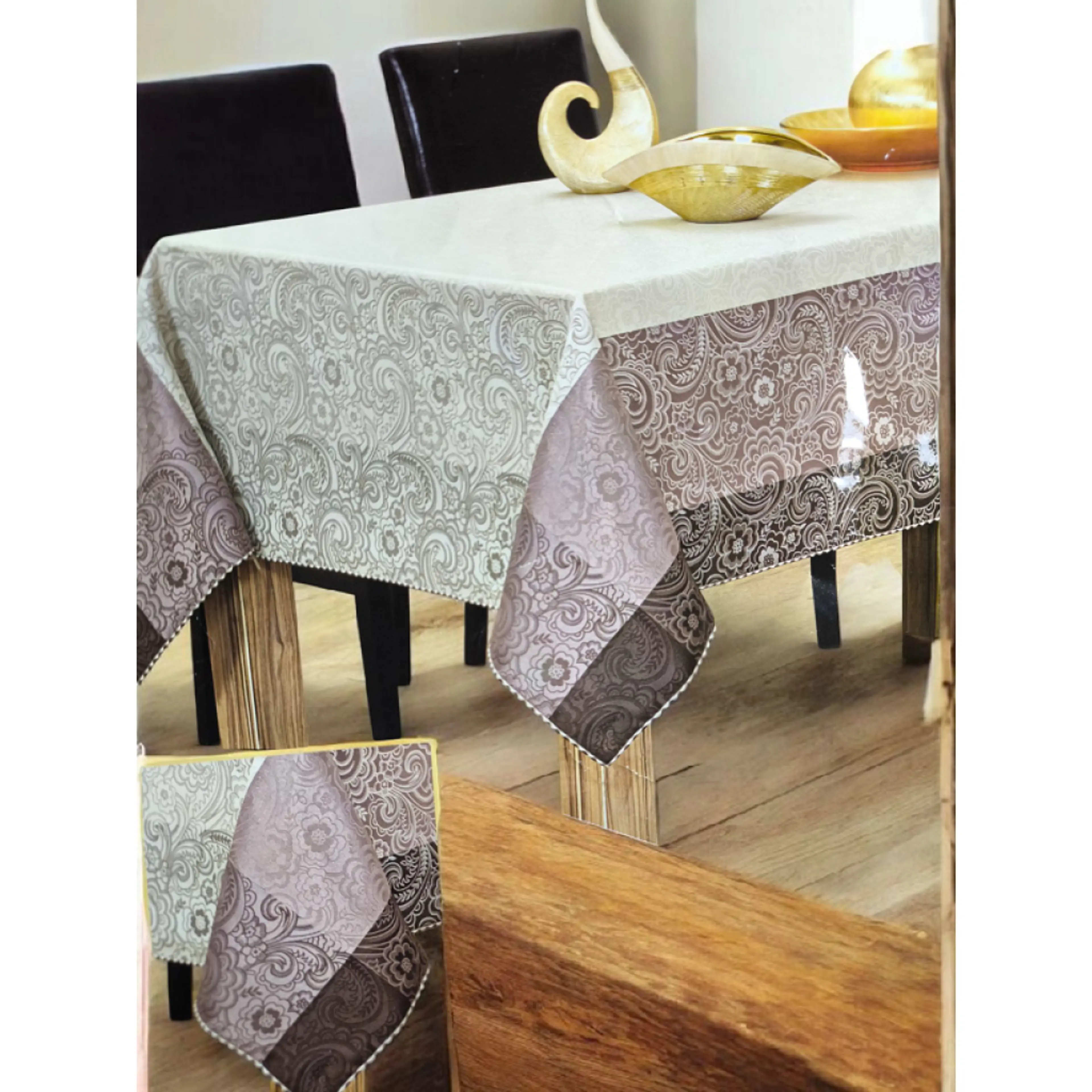 Водонепромокаема покривка за маса