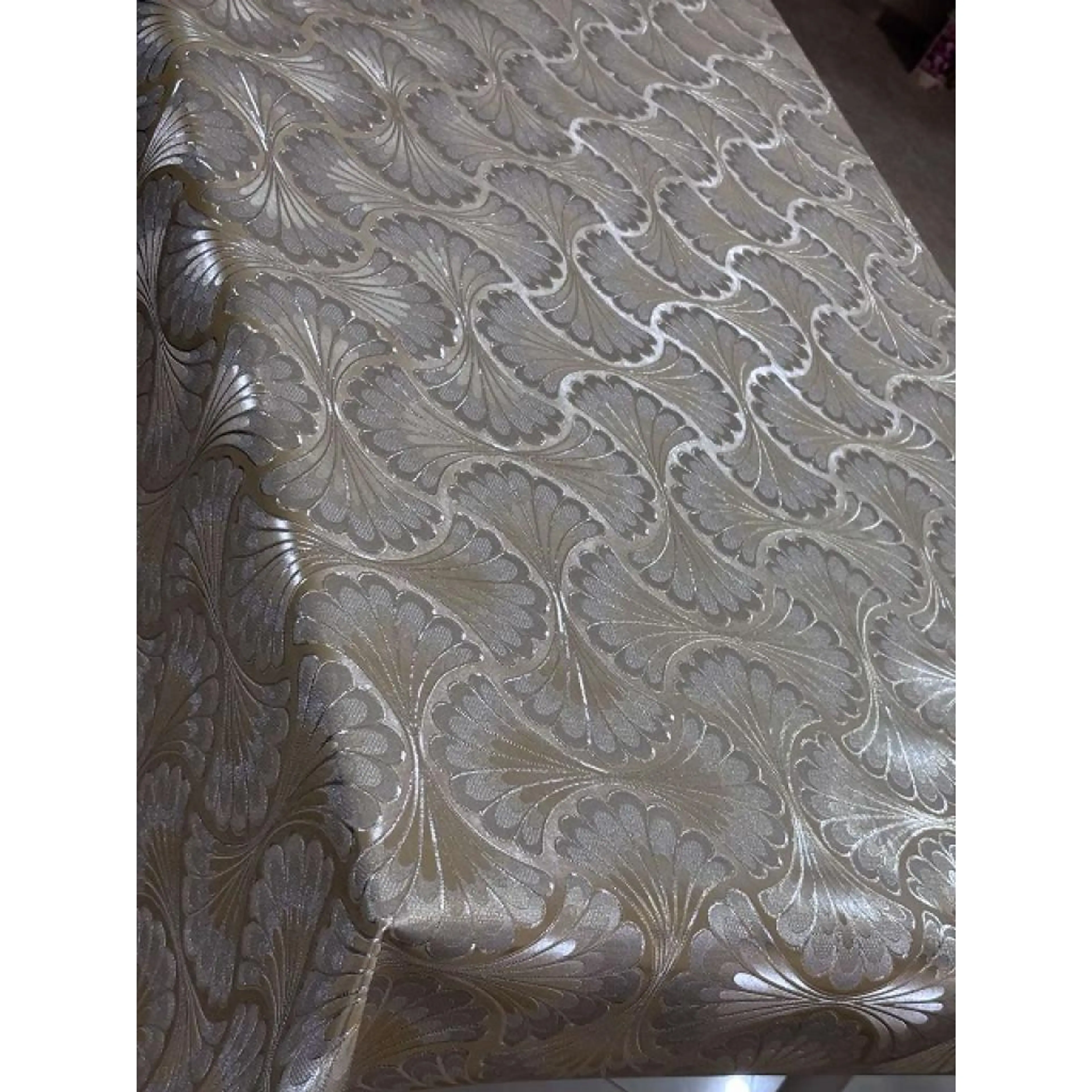 Златиста луксозна, перяща текстилна мушама